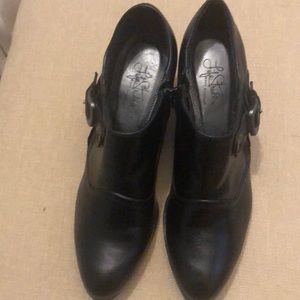 Lifestride Soft System Booties